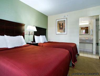 Days Inn By Wyndham Springfield/Phil.Intl Airport Chambre photo